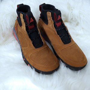 Nike ACG Ruckel Ridge Hiking Trail Boots :2176